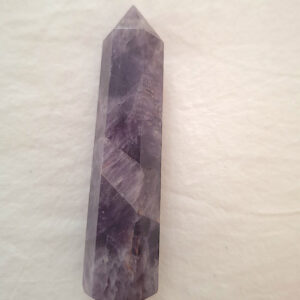 Amethyst Tower +- 7 cm 35 gm
