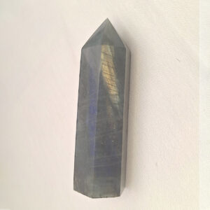 Labradorite Tower, 64 gm 7,5 cm