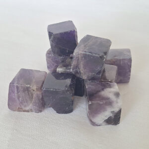 Amethyst Cube, 1,5 CM