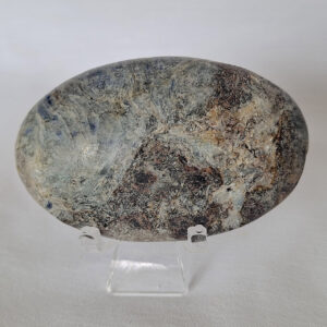 Kyanite Palm 107 gm