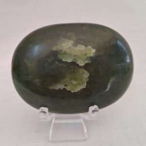 Nephrite Palm Stone 119 gm