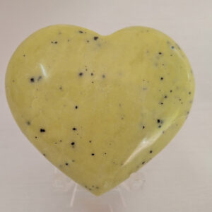 Yellow Serpentine Hears, 97gm
