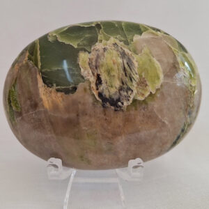 Serpentine Green Palm Stone 105gm